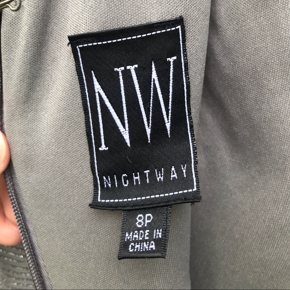 🆕 NWT Nightway Gown in Pewter, size 8P. Bought brand new for $129, never worn. - Picture 7 of 11